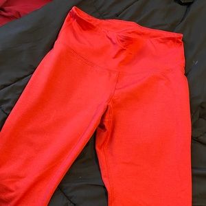 Old navy red elevate leggings